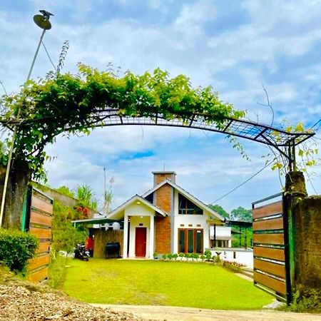 Villa Kay Mountain Bogor Zewnętrze zdjęcie