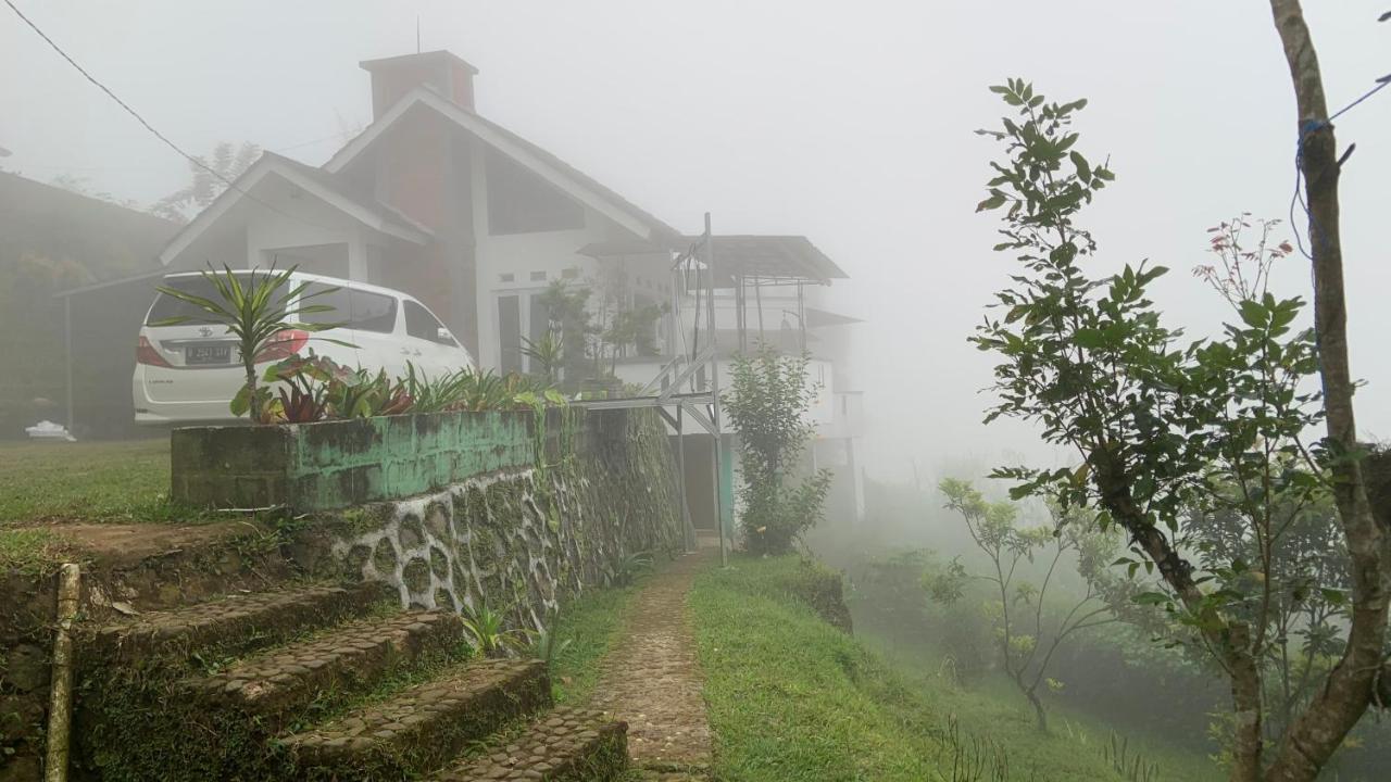Villa Kay Mountain Bogor Zewnętrze zdjęcie